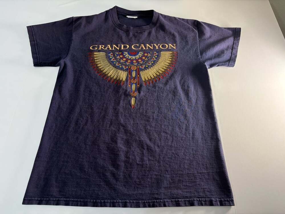 Vintage Delta Magnum Weight Grand Canyon Tribal Headdress Graphic T-Shirt